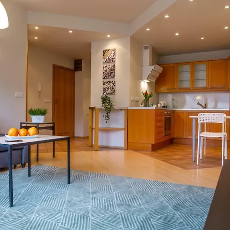 New Praga Near To Metro, Free Parking